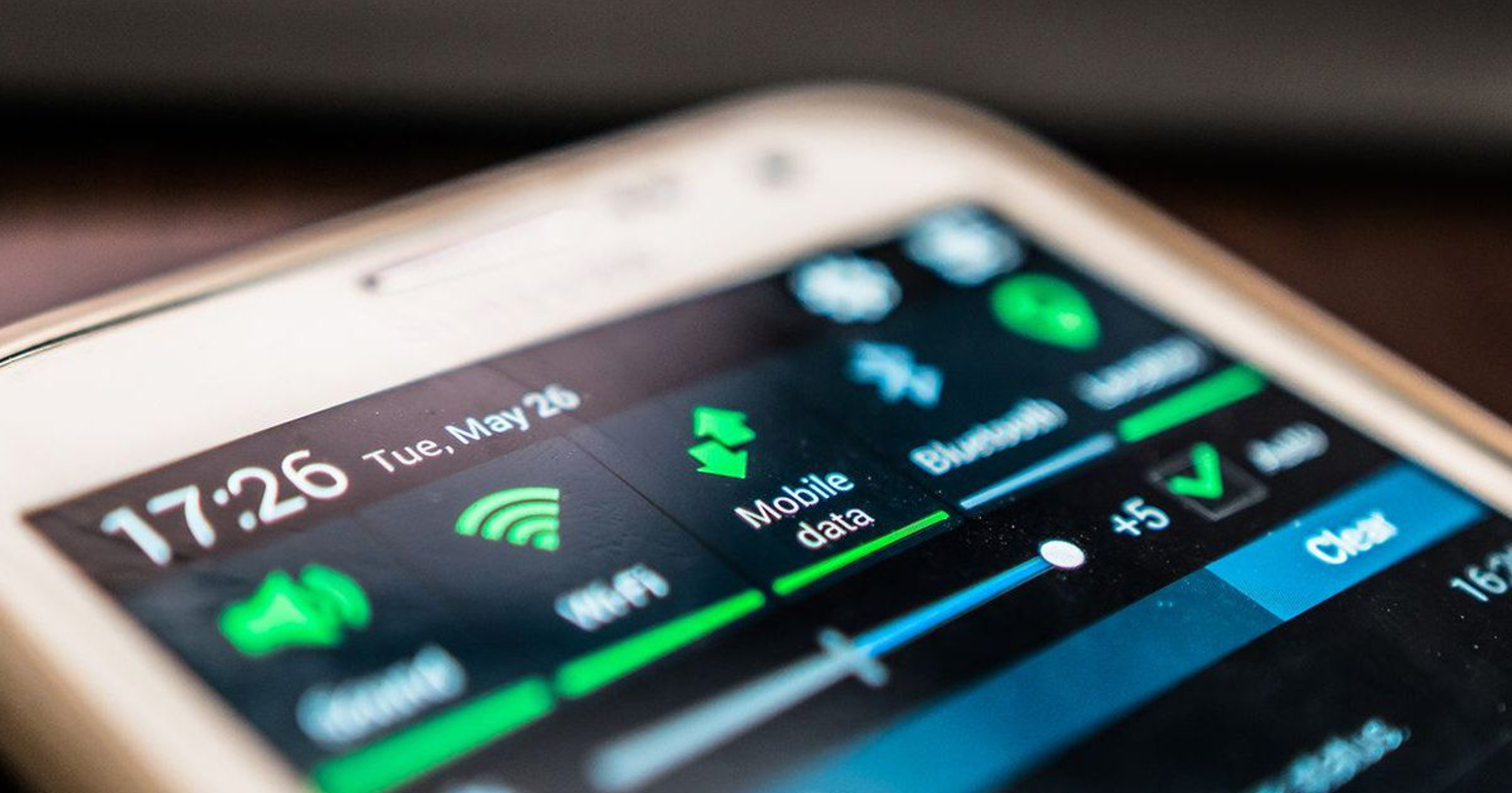 Read more about the article South Africans Who Can’t Afford Data Are Being Left Behind
